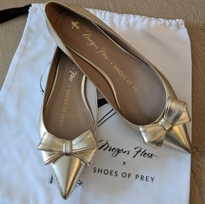 NWOT Megan Hess x Shoes of Prey Gold Bow Flats 8.5